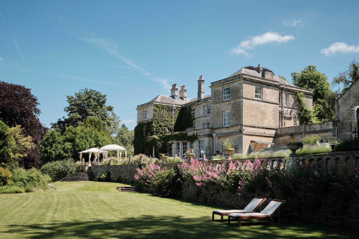 Gallery Item 1 for Burleigh Court Cotswolds