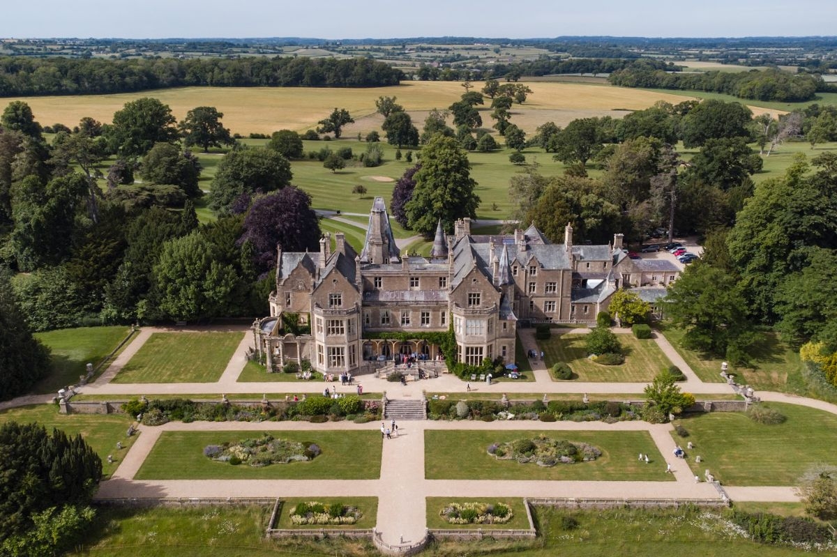 Gallery Item 1 for Orchardleigh Estate