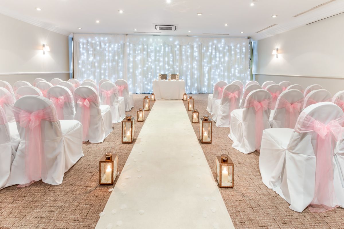 Gallery Item 6 for Pinewood Hotel