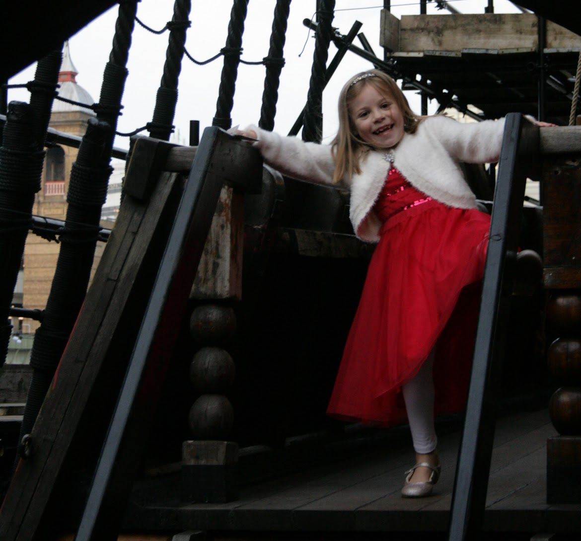Gallery Item 11 for The Golden Hinde