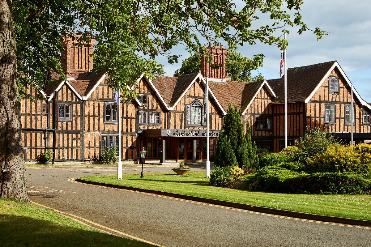 Gallery Item 12 for Macdonald Alveston Manor